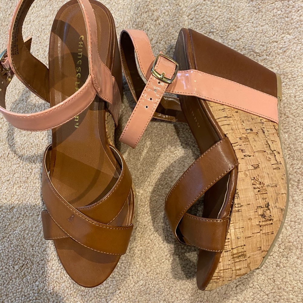 Chinese Laundry brown and pink wedges